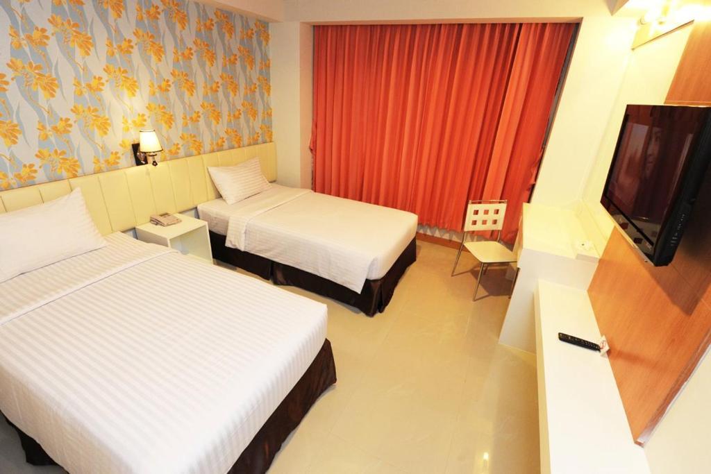 Pratunam Hotel Khon Kaen Phòng bức ảnh