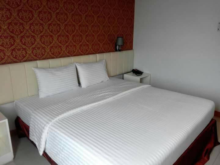 Pratunam Hotel Khon Kaen Ngoại thất bức ảnh